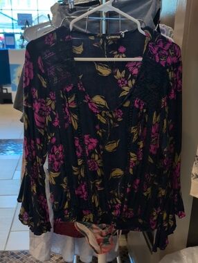 Express Women's Navy Floral V-Neck Blouse with Pink and Olive Accents